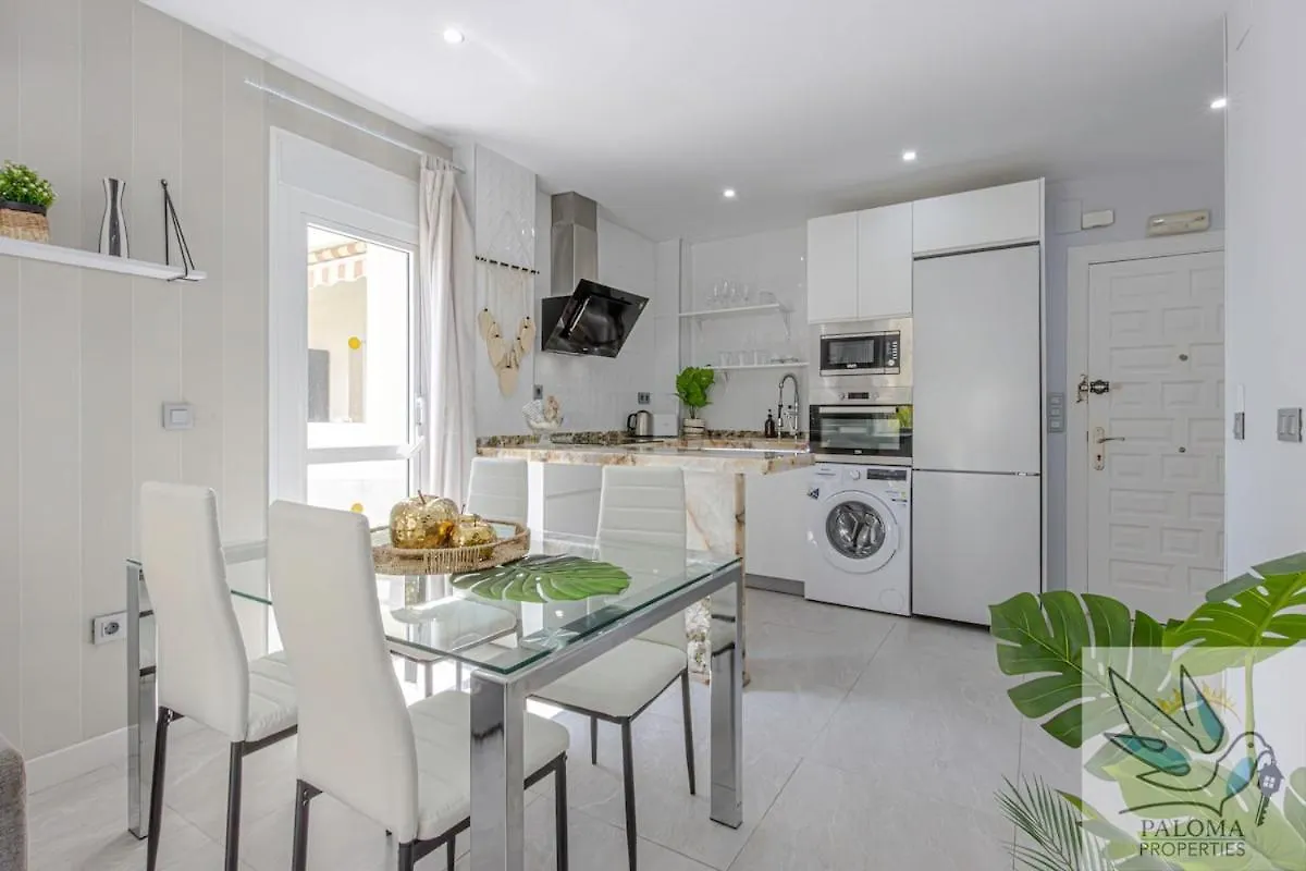 Benalbeach Beautiful 2 Bdr Apt With Sea Views Benalmadena