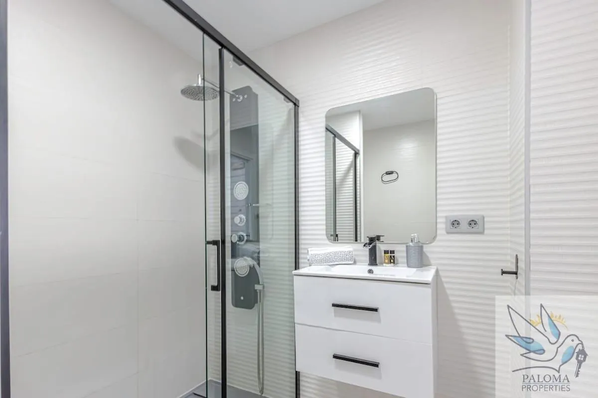 Benalbeach Beautiful 2 Bdr Apt With Sea Views Benalmádena İspanya