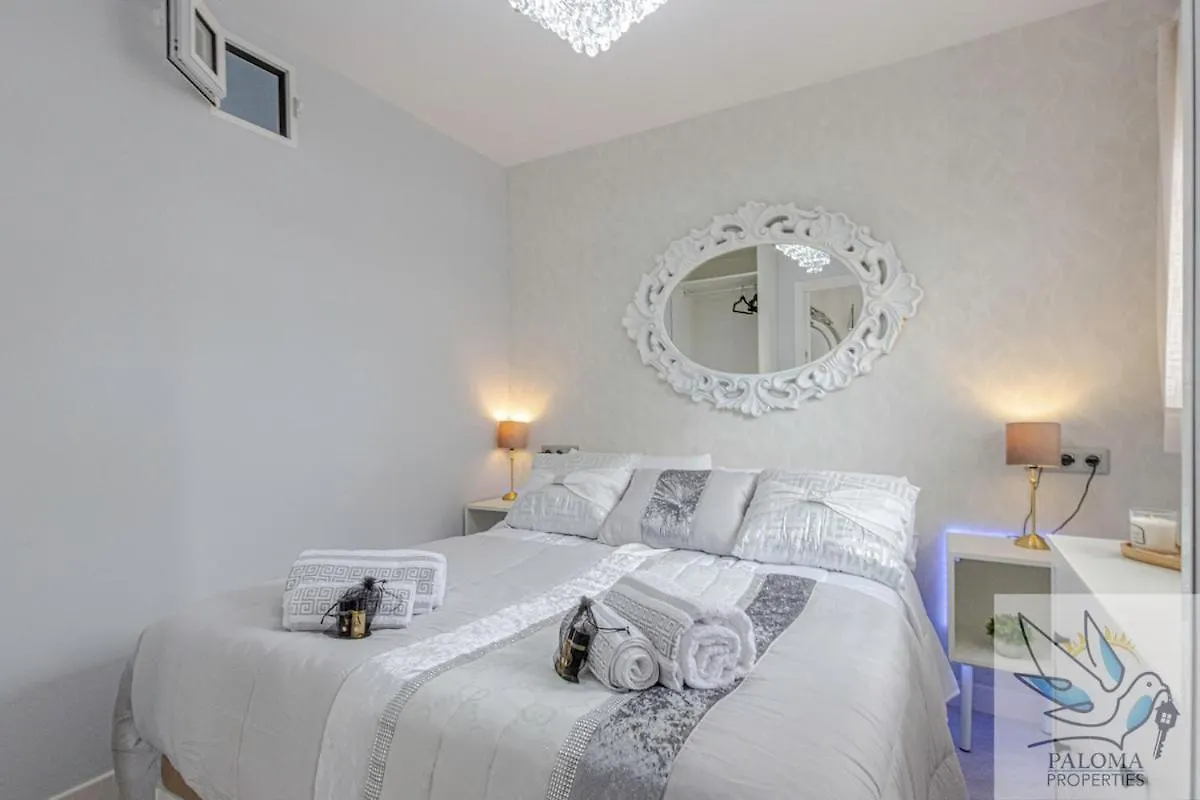 Benalbeach Beautiful 2 Bdr Apt With Sea Views Benalmádena 0*,  İspanya