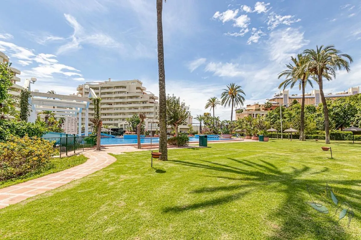 Apartment Benalbeach Beautiful 2 Bdr Apt With Sea Views Benalmadena Spain